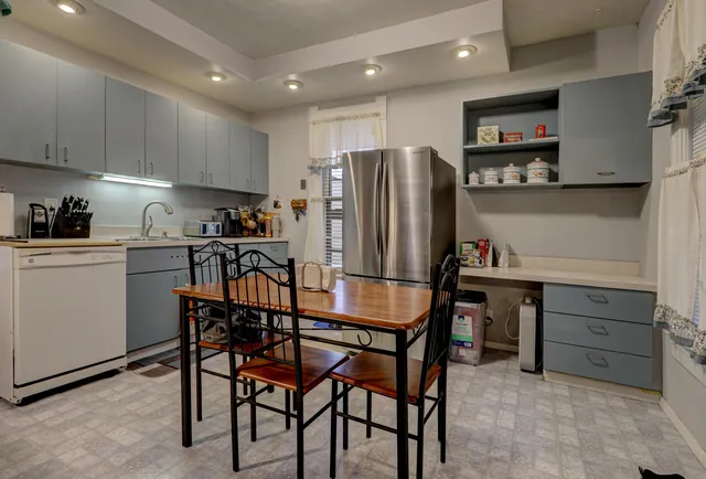 $224,500 | 1208 North Superior Street, Appleton, WI 54911