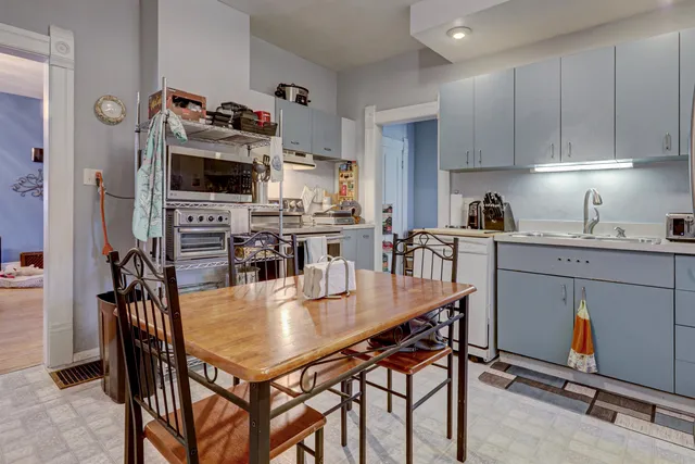 $224,500 | 1208 North Superior Street, Appleton, WI 54911