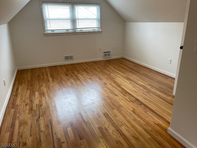 70 Beverly Road, Unit 1 Bloomfield, NJ 07003 - Photo 8 of 13 Gallery Image 8
