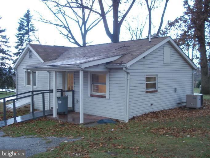 6213 Quinn Road Frederick, MD 21701 - Photo 3 of 11 Back/side of House