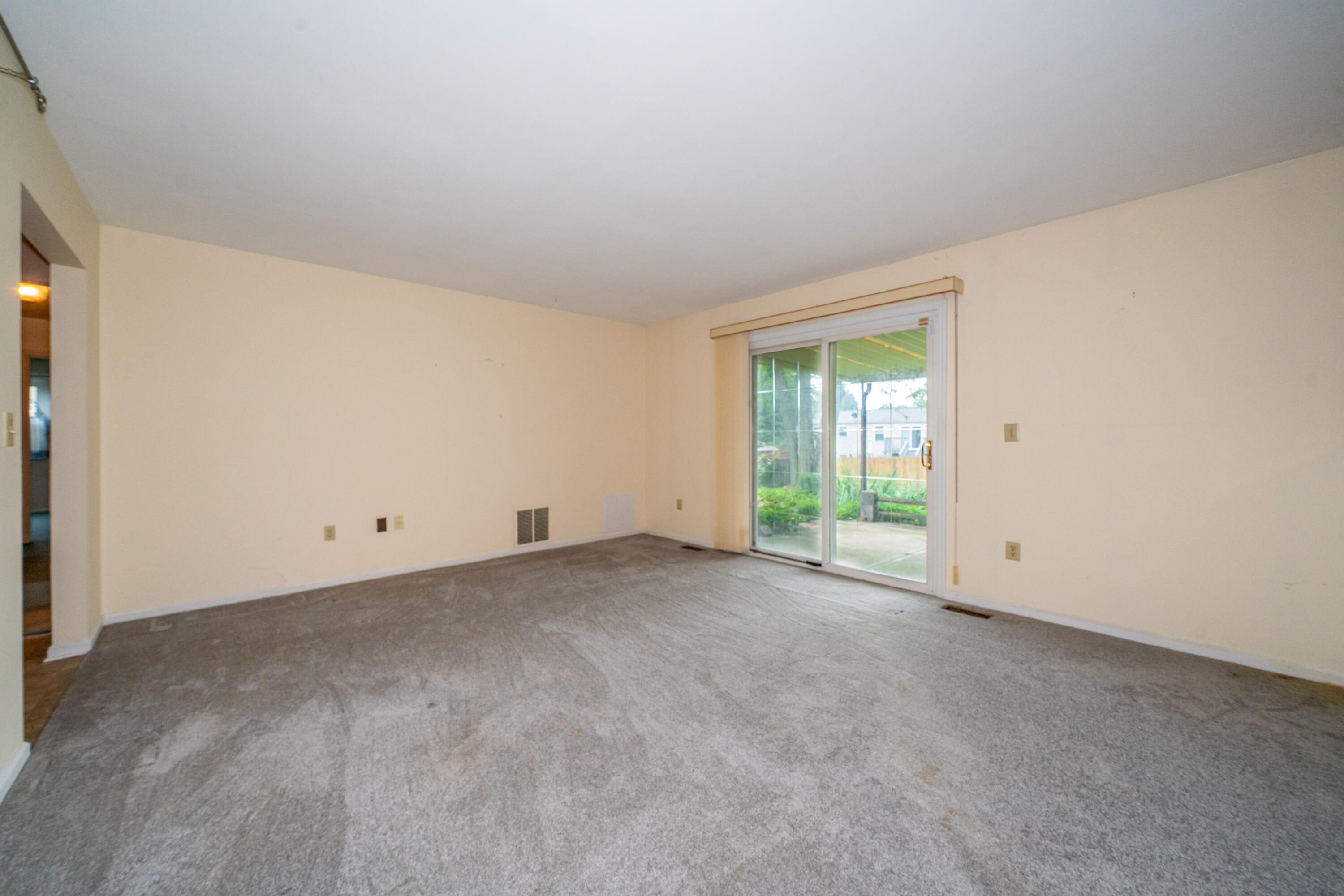 4337 Ridgepath Drive Dayton, OH 45424 - Photo 9 of 52 8