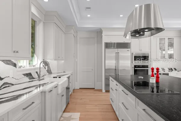 $5,495,000 | 12 Jessamine Place, Hilton Head Island, SC 29928