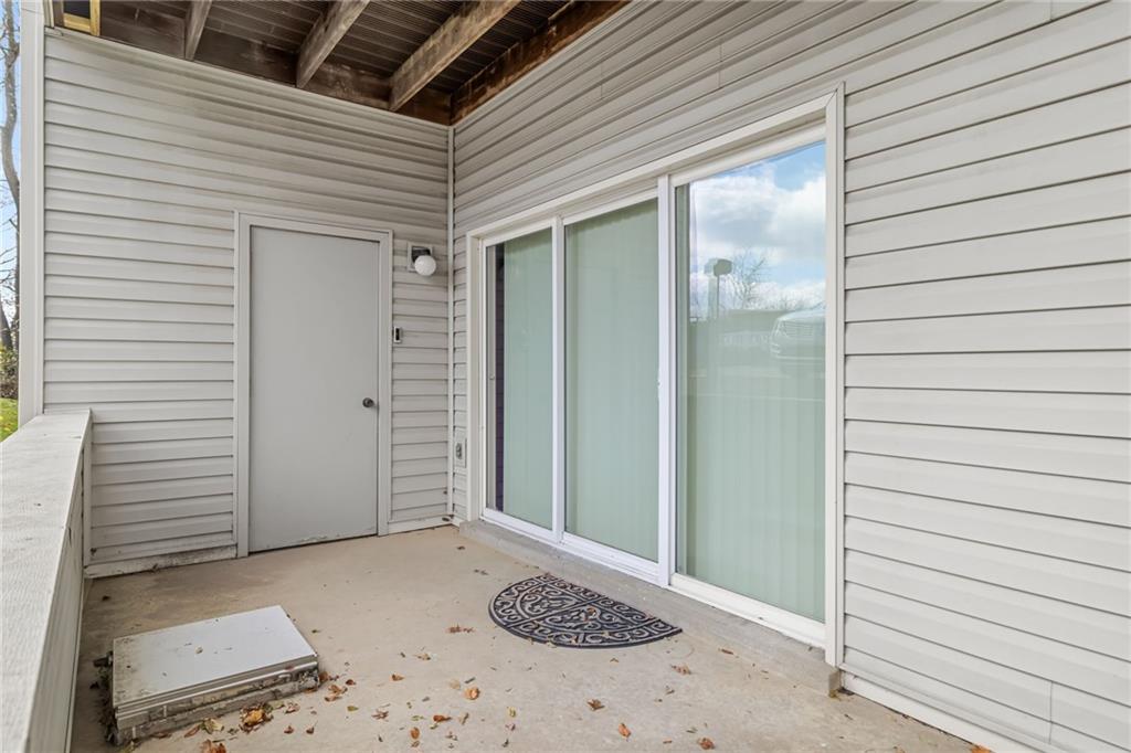 1509 Kenzie Road Pittsburgh, PA 15205 - Photo 21 of 25 a view of a porch
