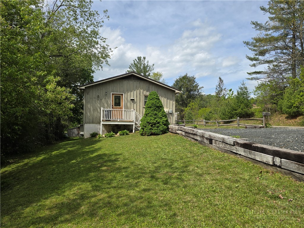 159 Doyle Bare Road West Jefferson, NC 28694 - Photo 4 of 42