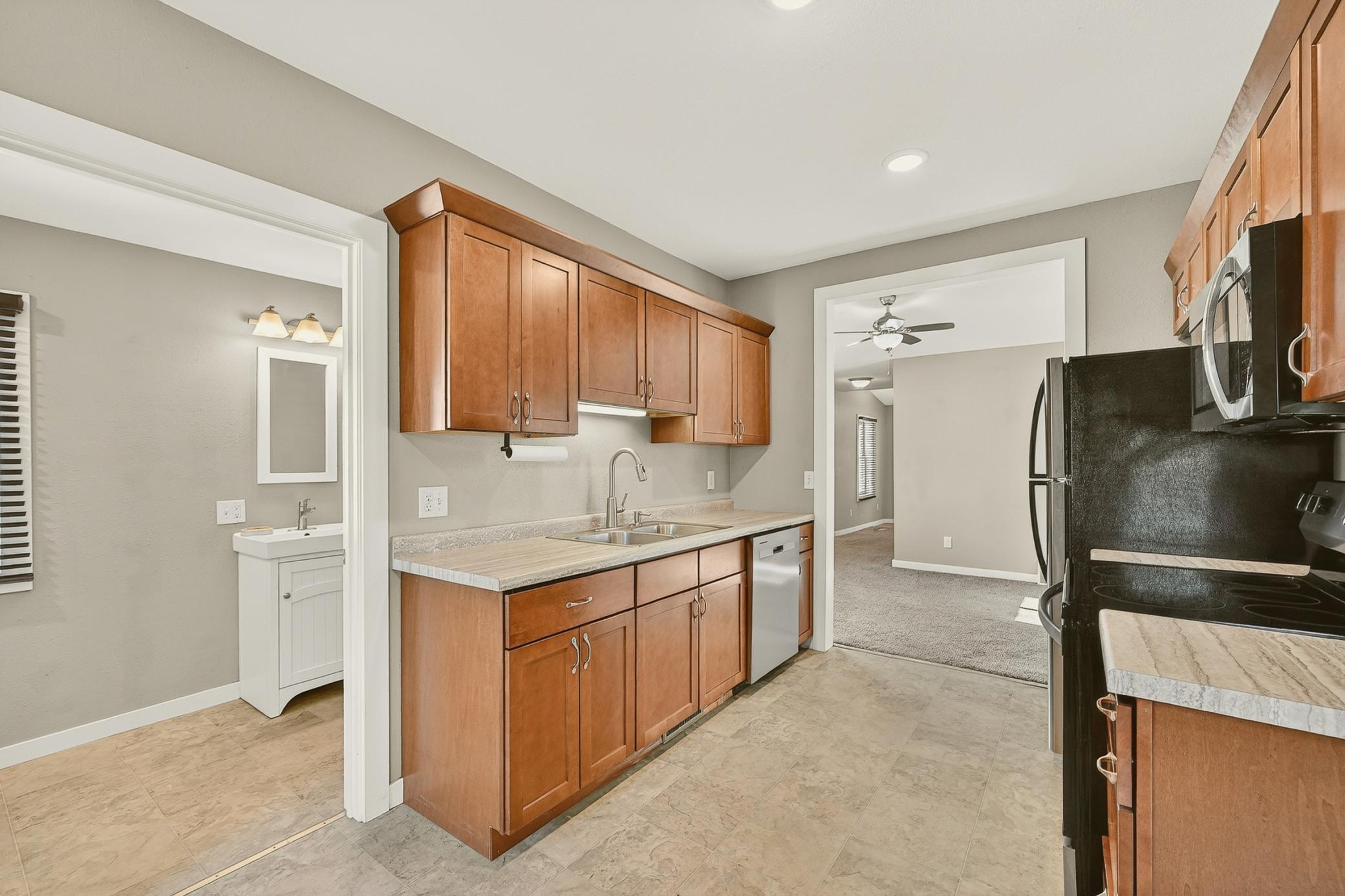 659 West 4th Street Winona, MN 55987 - Photo 14 of 24