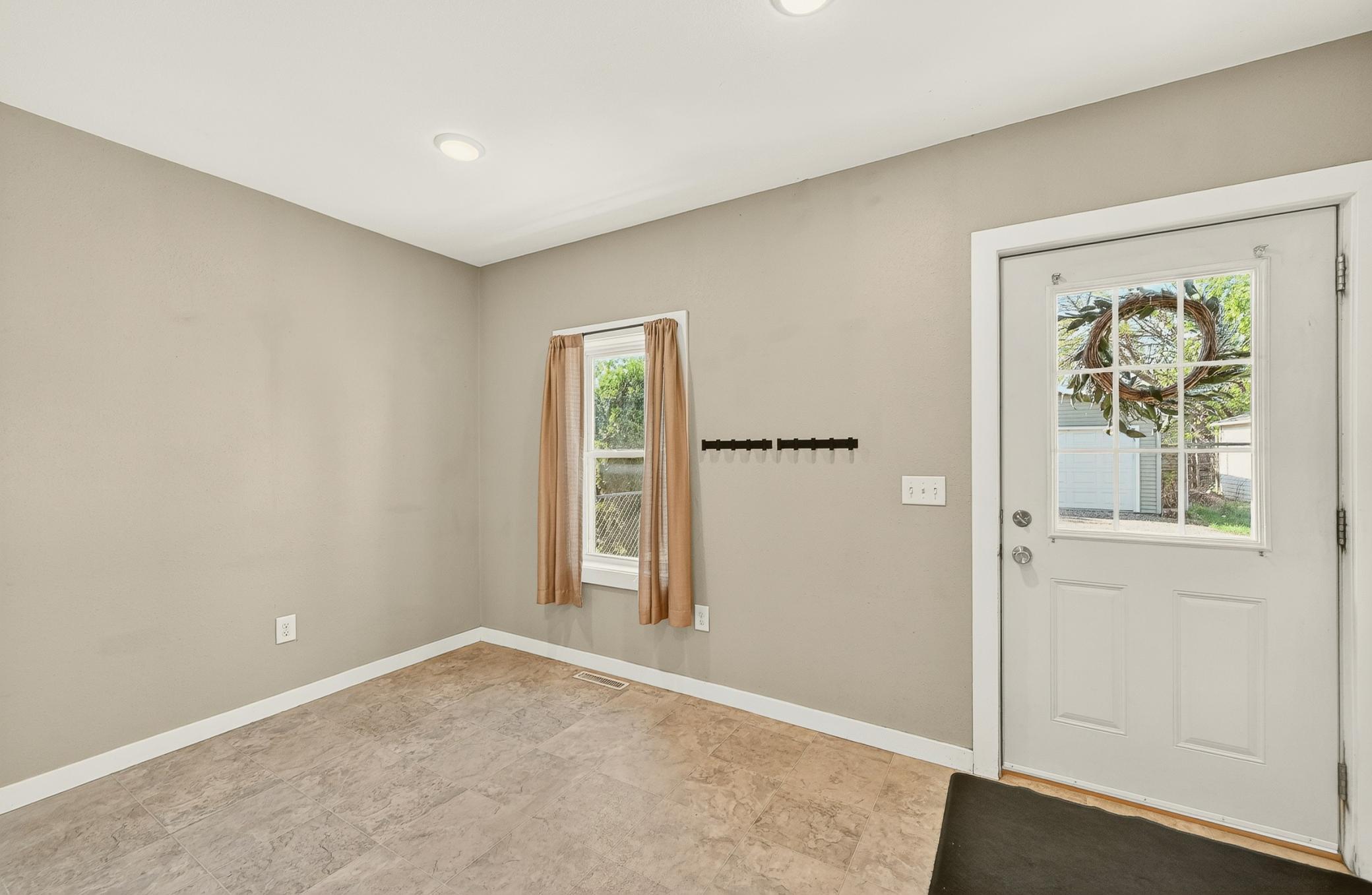 659 West 4th Street Winona, MN 55987 - Photo 16 of 24