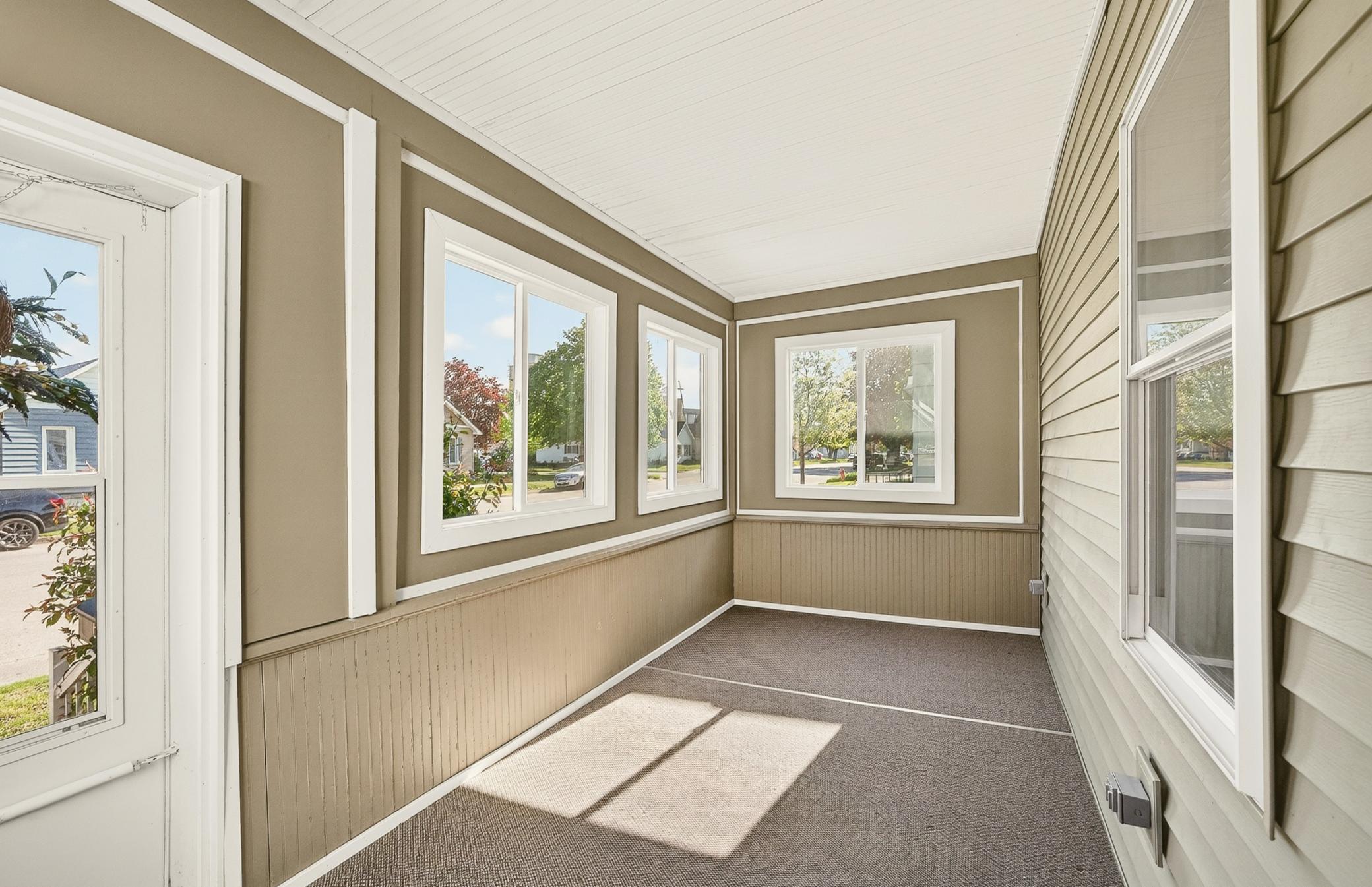 659 West 4th Street Winona, MN 55987 - Photo 4 of 24