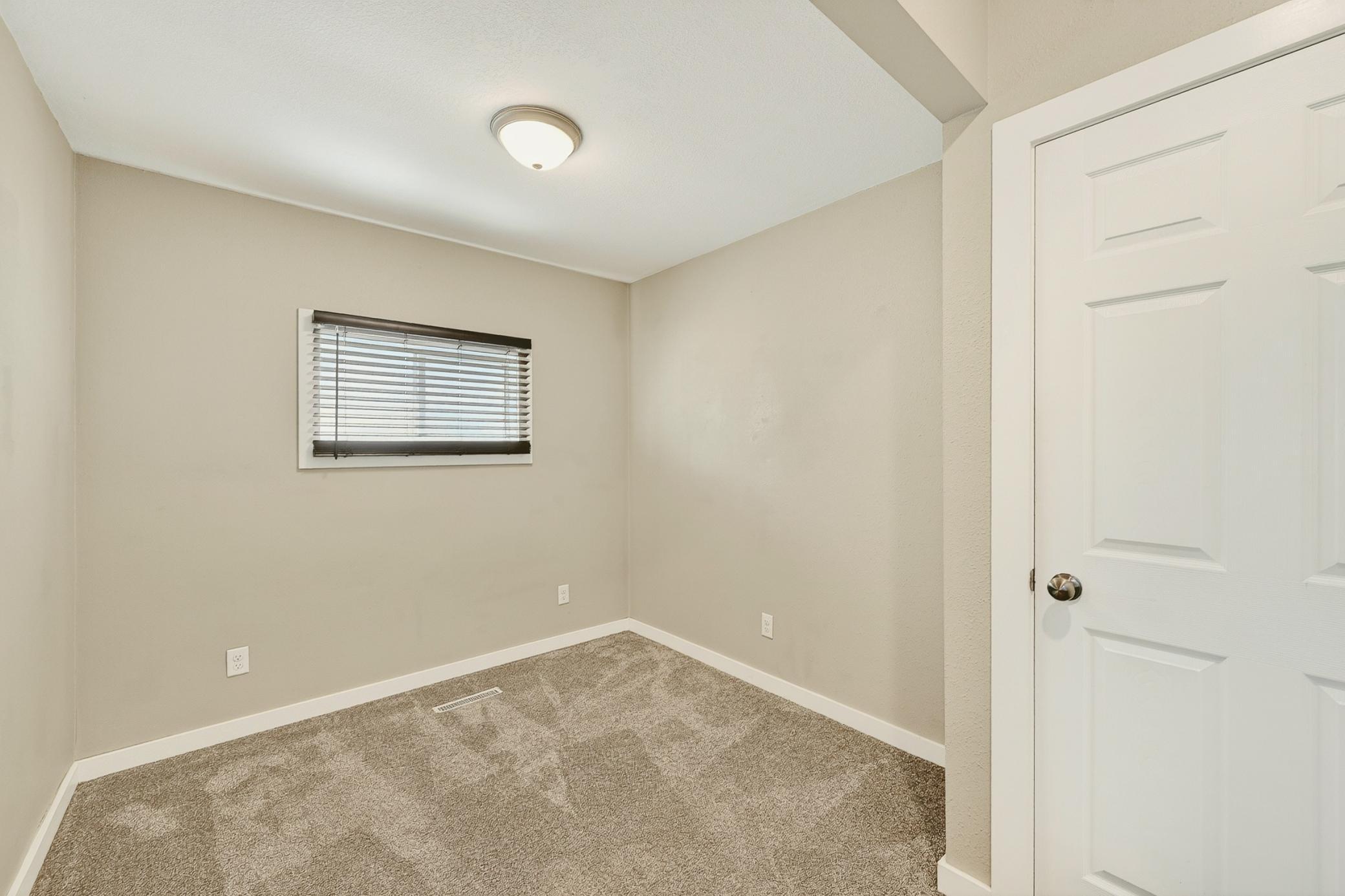 659 West 4th Street Winona, MN 55987 - Photo 6 of 24