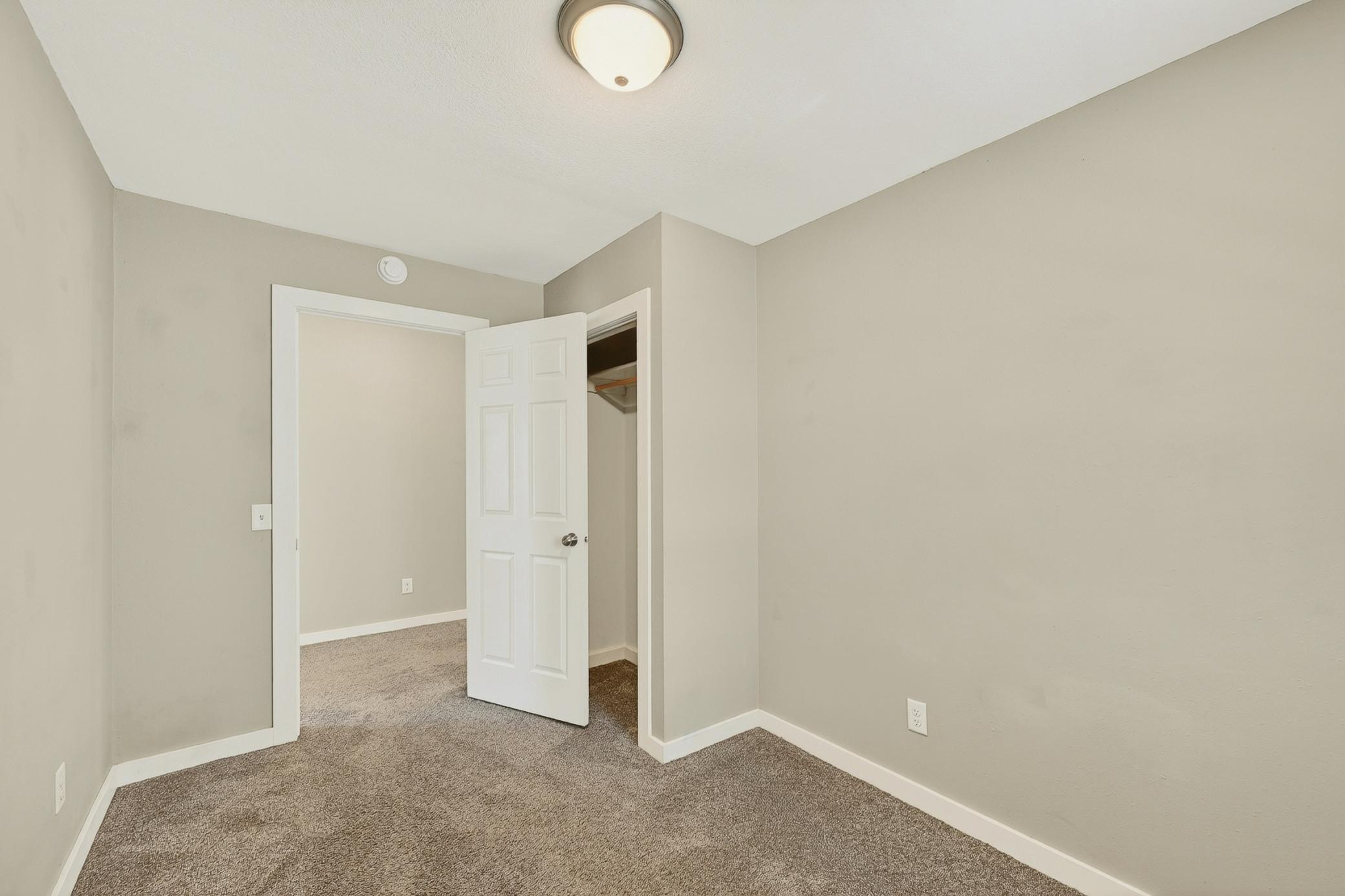 659 West 4th Street Winona, MN 55987 - Photo 8 of 24