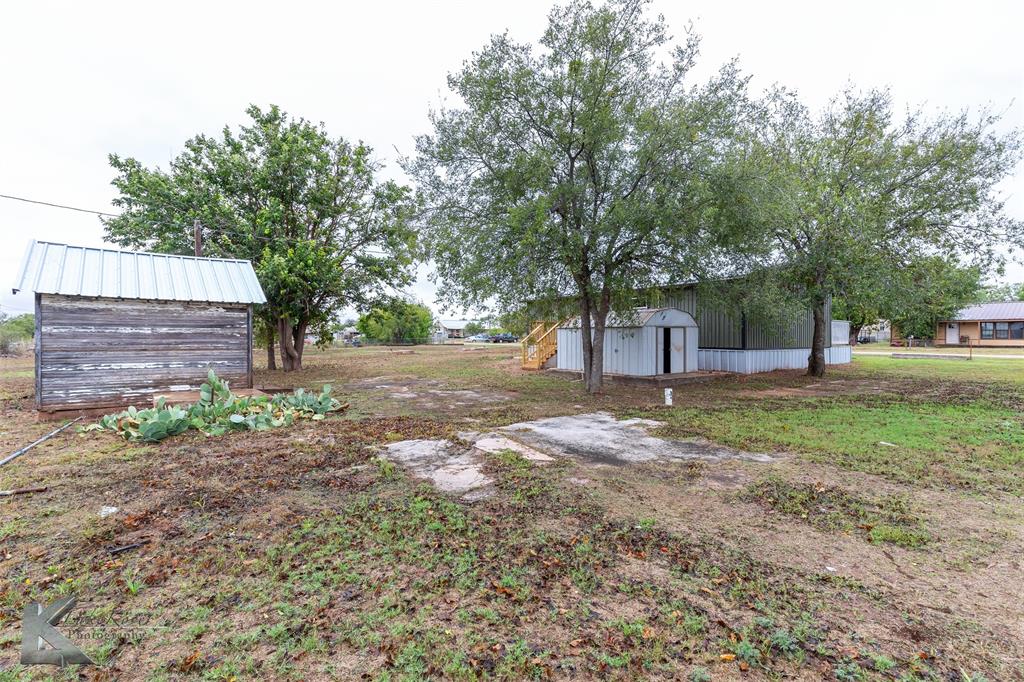 819 Southeast Ave B Hamlin, TX 79520 - Photo 25 of 29