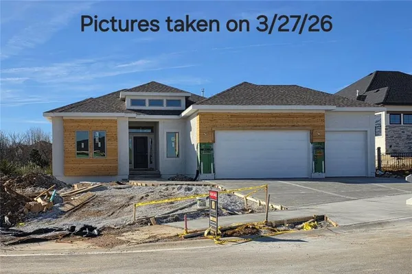 $834,445 | 11216 South Gleason Road, Olathe, KS 66061