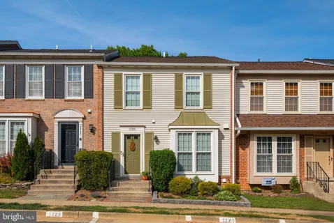 $650,000 | 5725 Ridge View Drive, Alexandria, VA 22310