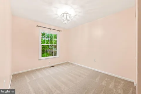 $650,000 | 5725 Ridge View Drive, Alexandria, VA 22310