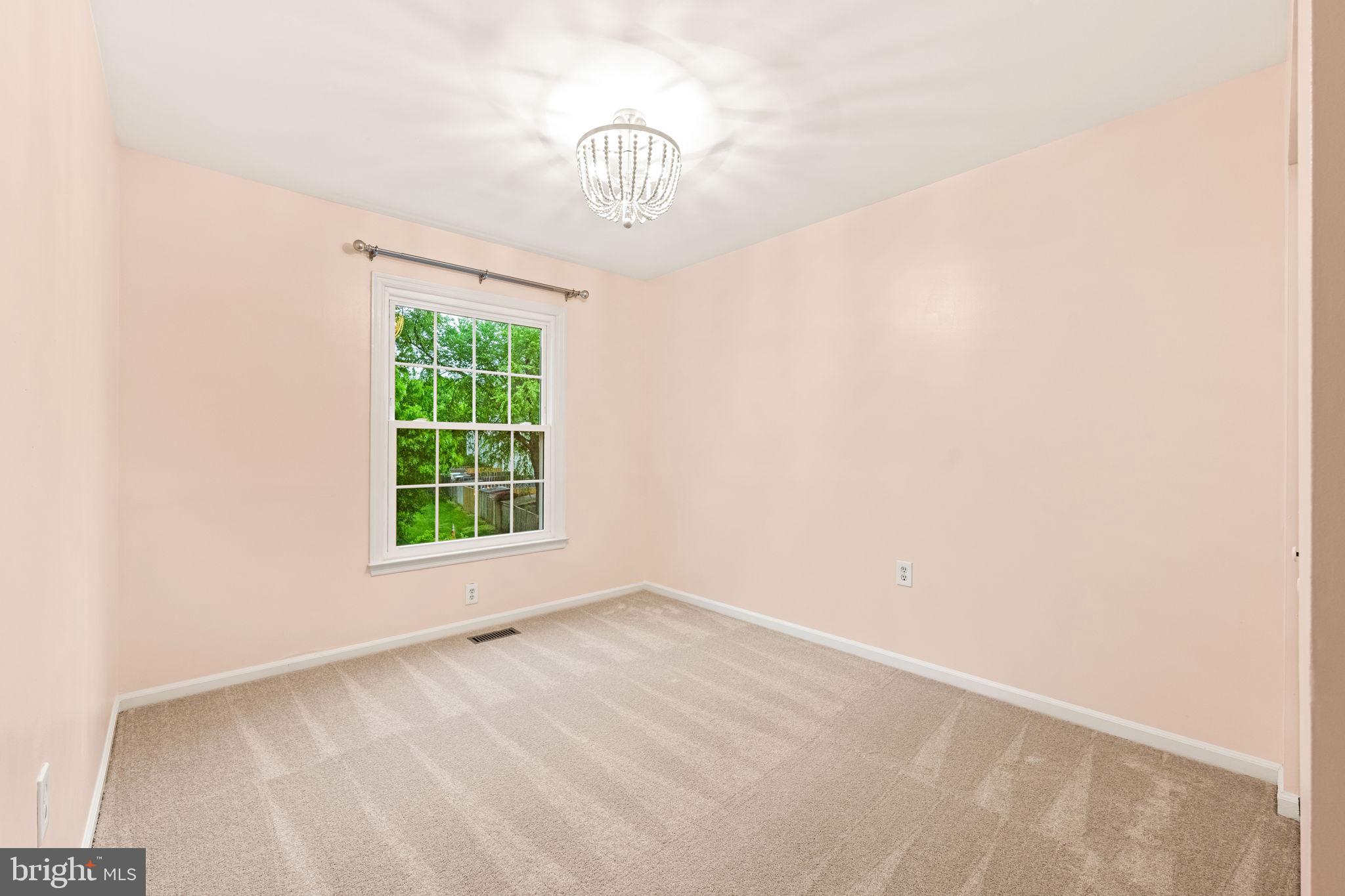 5725 Ridge View Drive Alexandria, VA 22310 - Photo 33 of 53 Bedroom #3