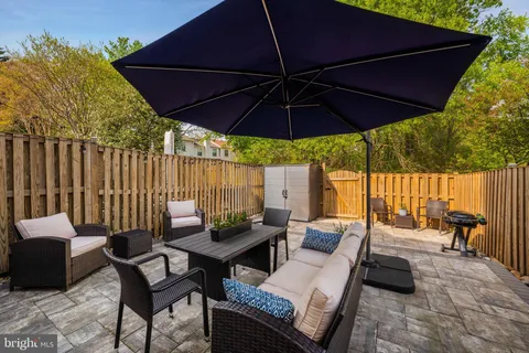 $650,000 | 5725 Ridge View Drive, Alexandria, VA 22310