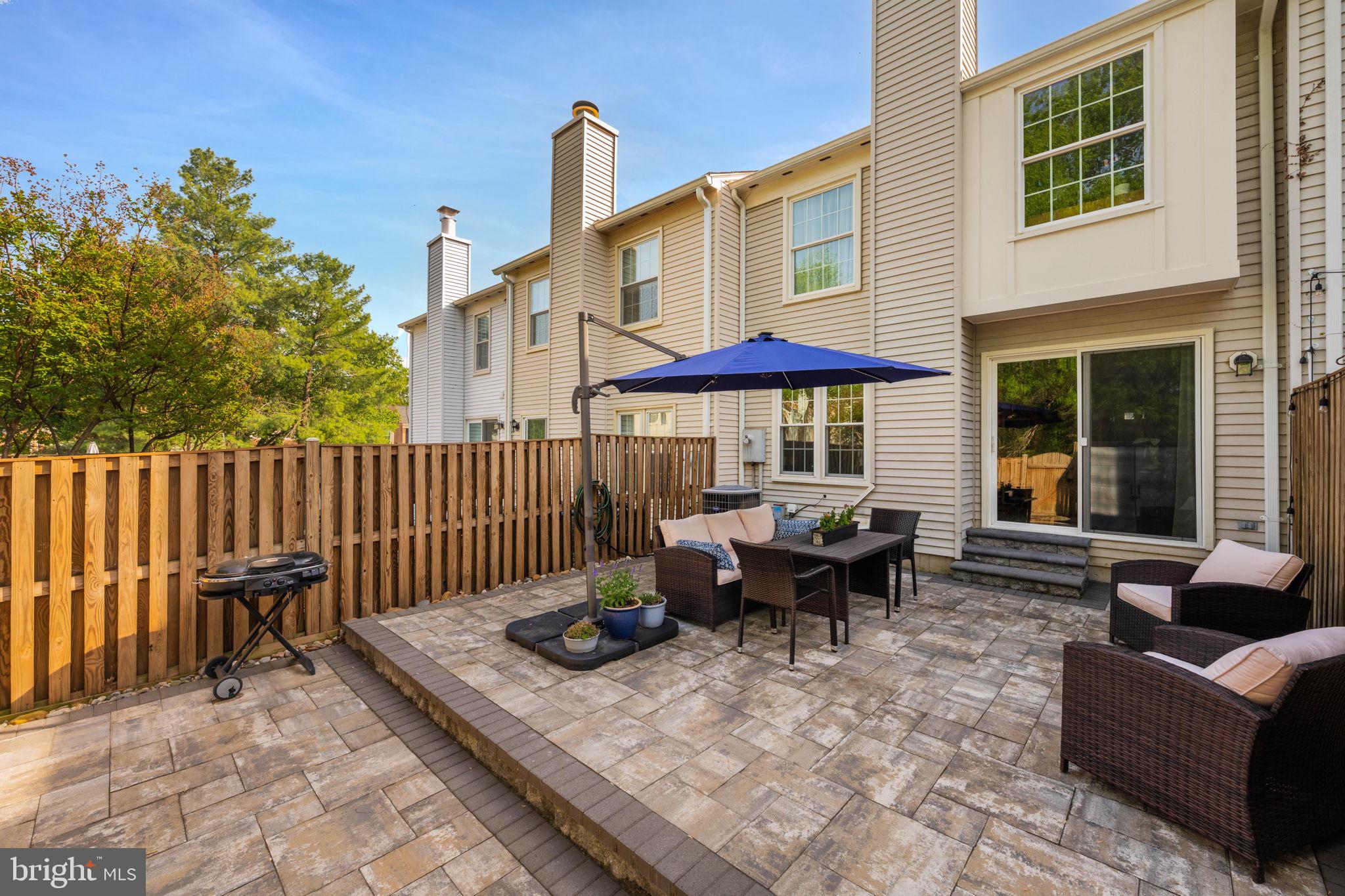 5725 Ridge View Drive Alexandria, VA 22310 - Photo 5 of 7 Low maintenance rear yard