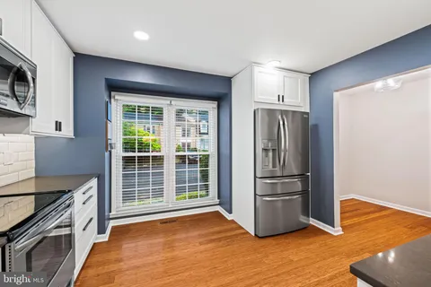 $650,000 | 5725 Ridge View Drive, Alexandria, VA 22310