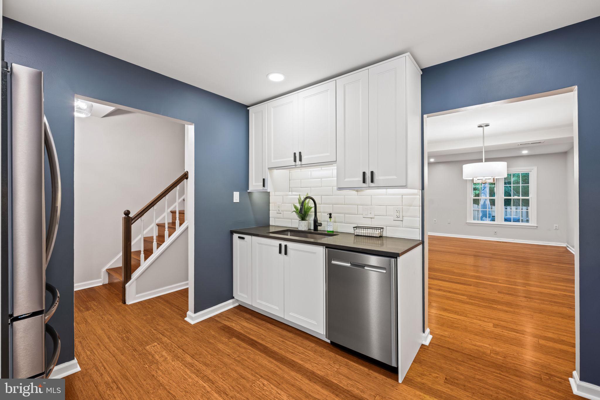 5725 Ridge View Drive Alexandria, VA 22310 - Photo 8 of 53