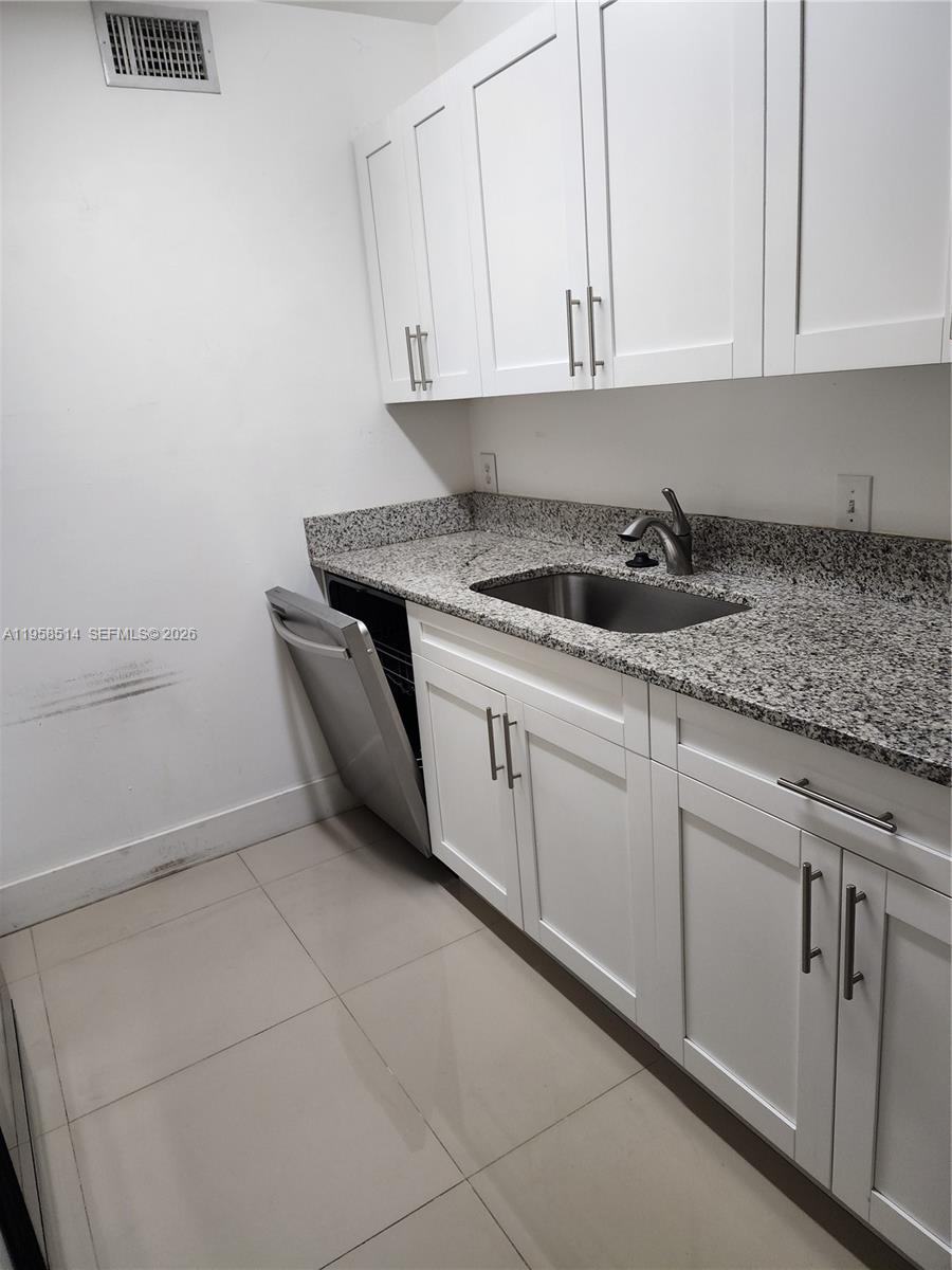 4321 West McNab Road, Unit 10 Pompano Beach, FL 33069 - Photo 11 of 18