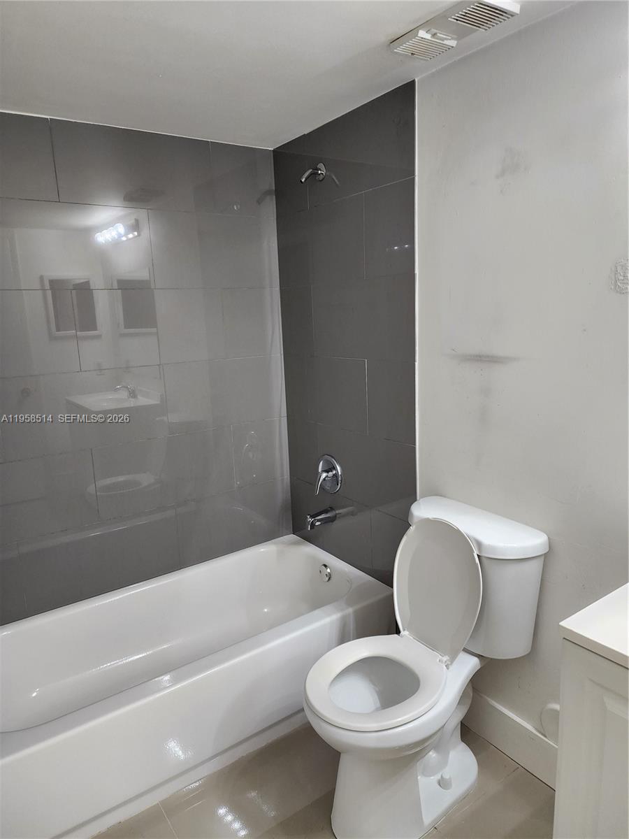 4321 West McNab Road, Unit 10 Pompano Beach, FL 33069 - Photo 13 of 18