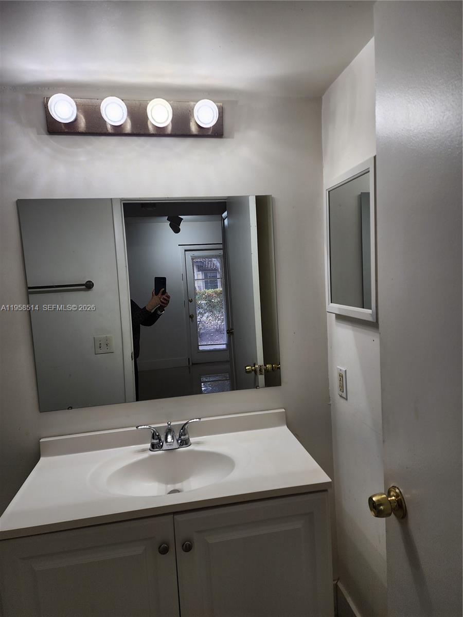 4321 West McNab Road, Unit 10 Pompano Beach, FL 33069 - Photo 14 of 18