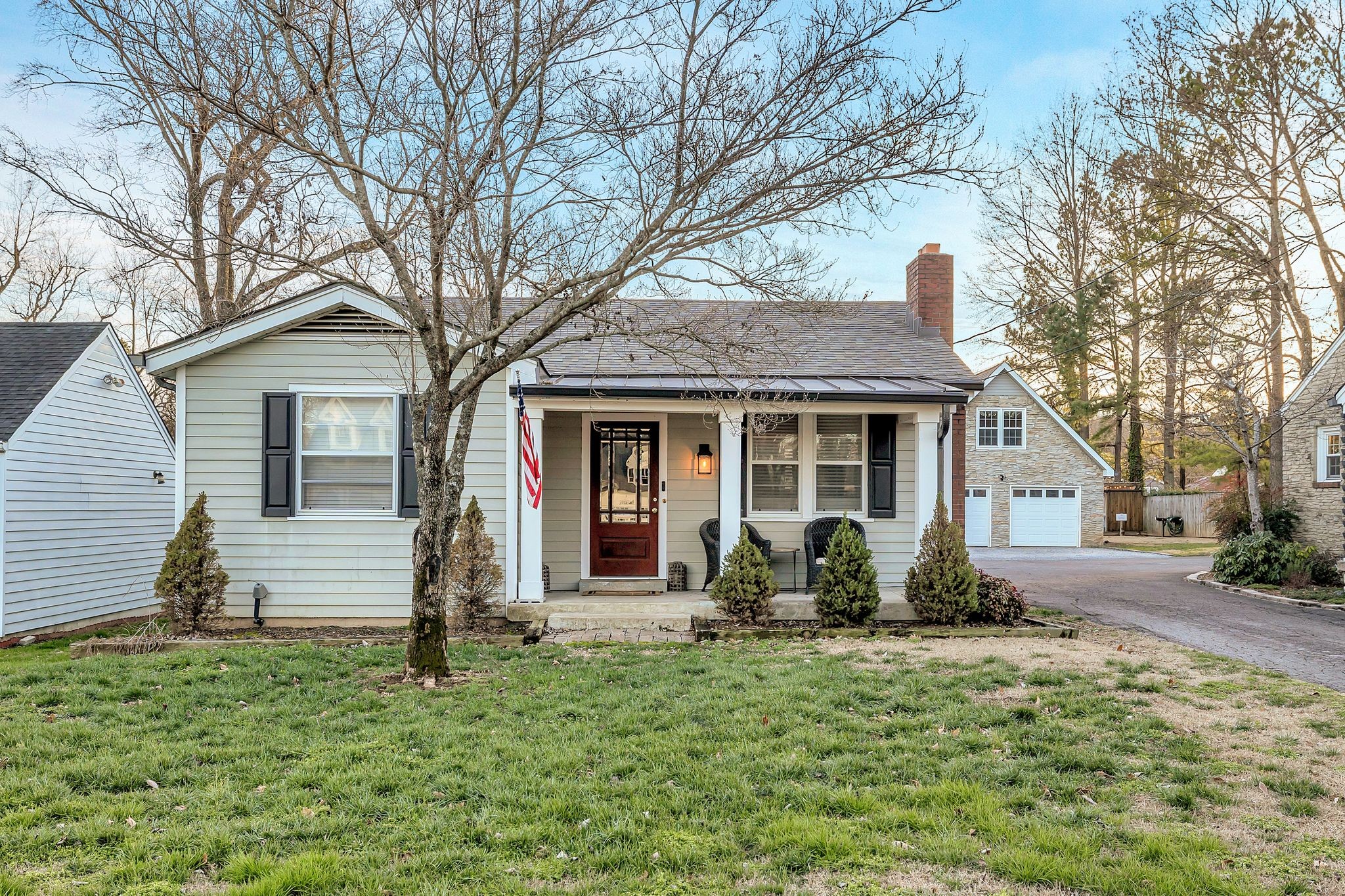 421 Battle Avenue Franklin, TN 37064 - Photo 2 of 11