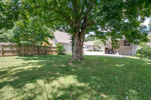 421 Battle Avenue Franklin, TN 37064 - Photo 4 of 11