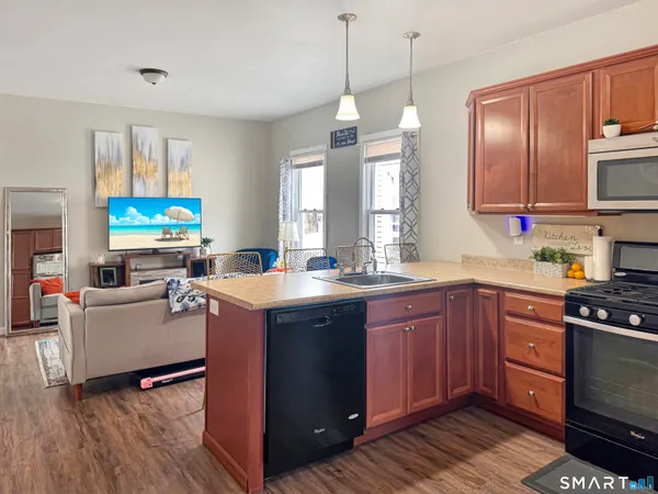 $650,000 | 18 Columbia Street, Ansonia, CT 06401