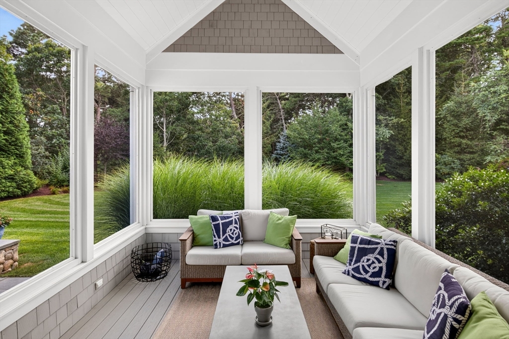 40 Middle Road Chatham, MA 02650 - Photo 15 of 42 Gallery Image 15