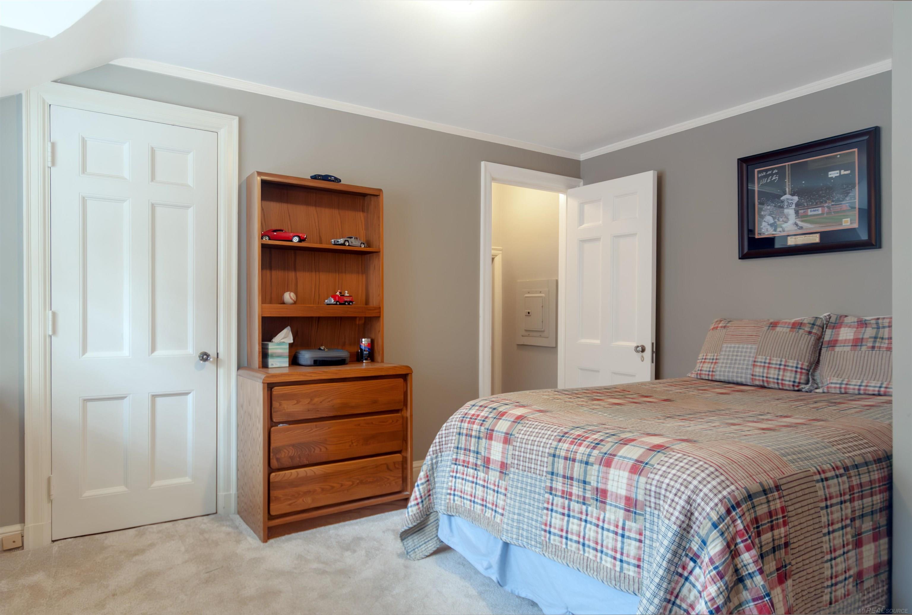 118 Moran Road Grosse Pointe, MI 48236 - Photo 54 of 76 50130609-776EF648-E9D1-467A-81D3-746CEC8EEB8E.JPG