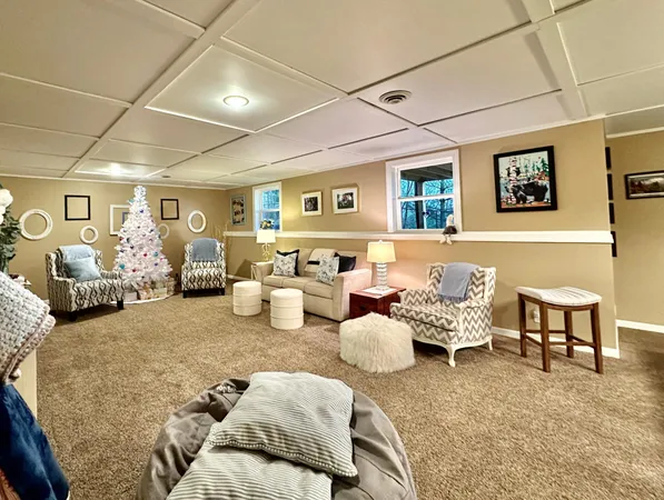 $569,000 | 1932 Mark Lane, Eau Claire, WI 54703