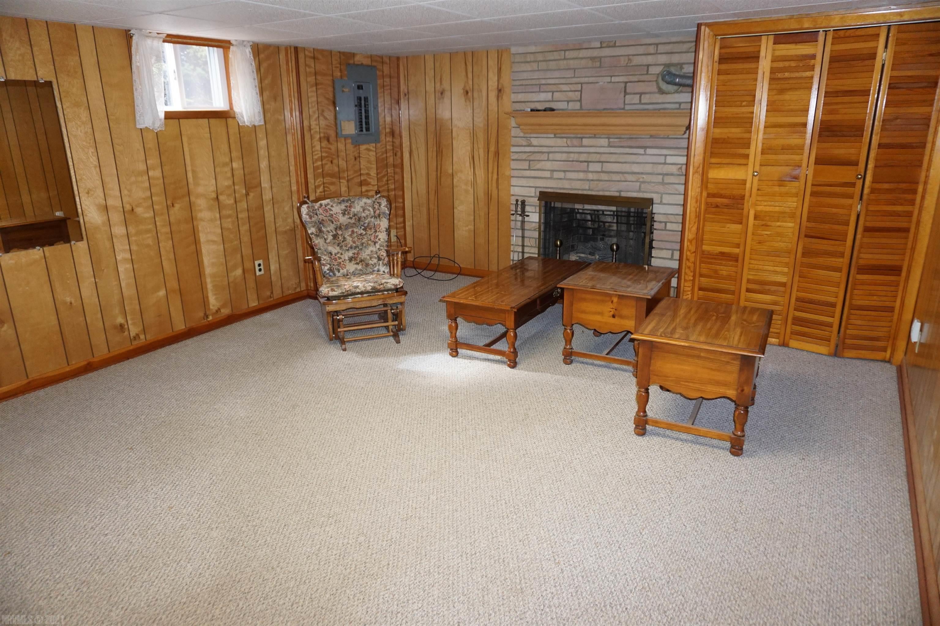 149 Whitlow Road Narrows, VA 24124 - Photo 47 of 62 Gallery Image 47