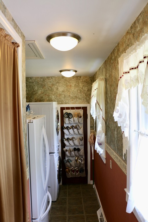 55 Cold Spring Road Westford, MA 01886 - Photo 14 of 24 Gallery Image 14