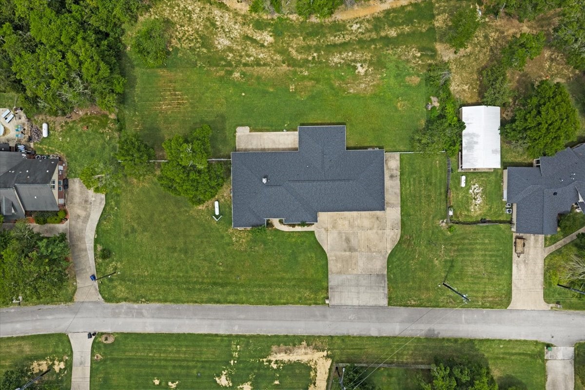 1607 Delta Lane Baytown, TX 77523 - Photo 48 of 48 New roof in 2022