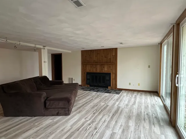 $589,900 | 3919 East Mustang Court, Milton, WI 53563