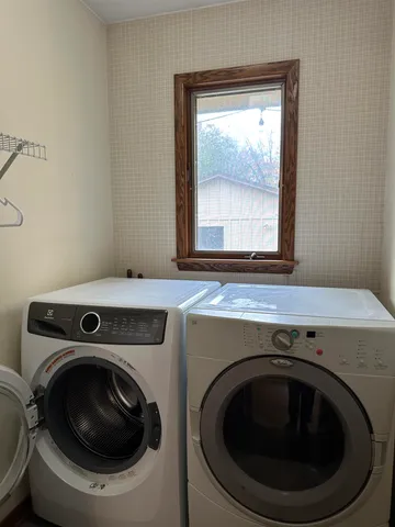 $589,900 | 3919 East Mustang Court, Milton, WI 53563