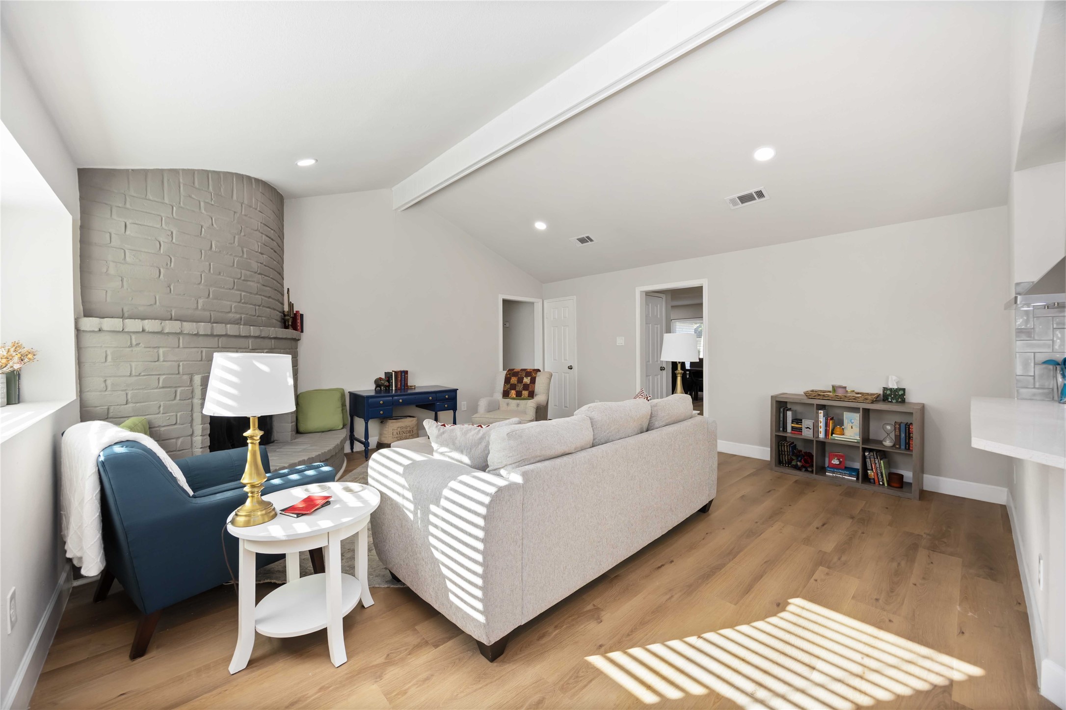 12119 Spring Grove Drive Houston, TX 77099 - Photo 7 of 30 a living room with furniture and wooden floor