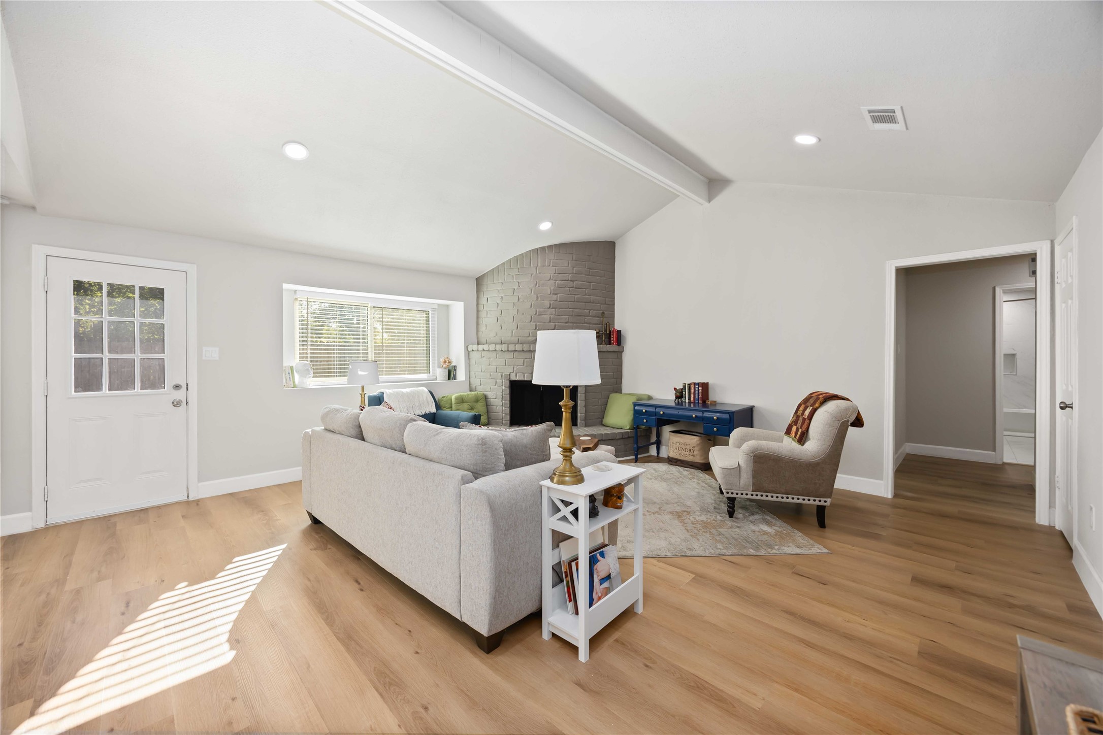 12119 Spring Grove Drive Houston, TX 77099 - Photo 8 of 30 a living room with furniture window and wooden floor