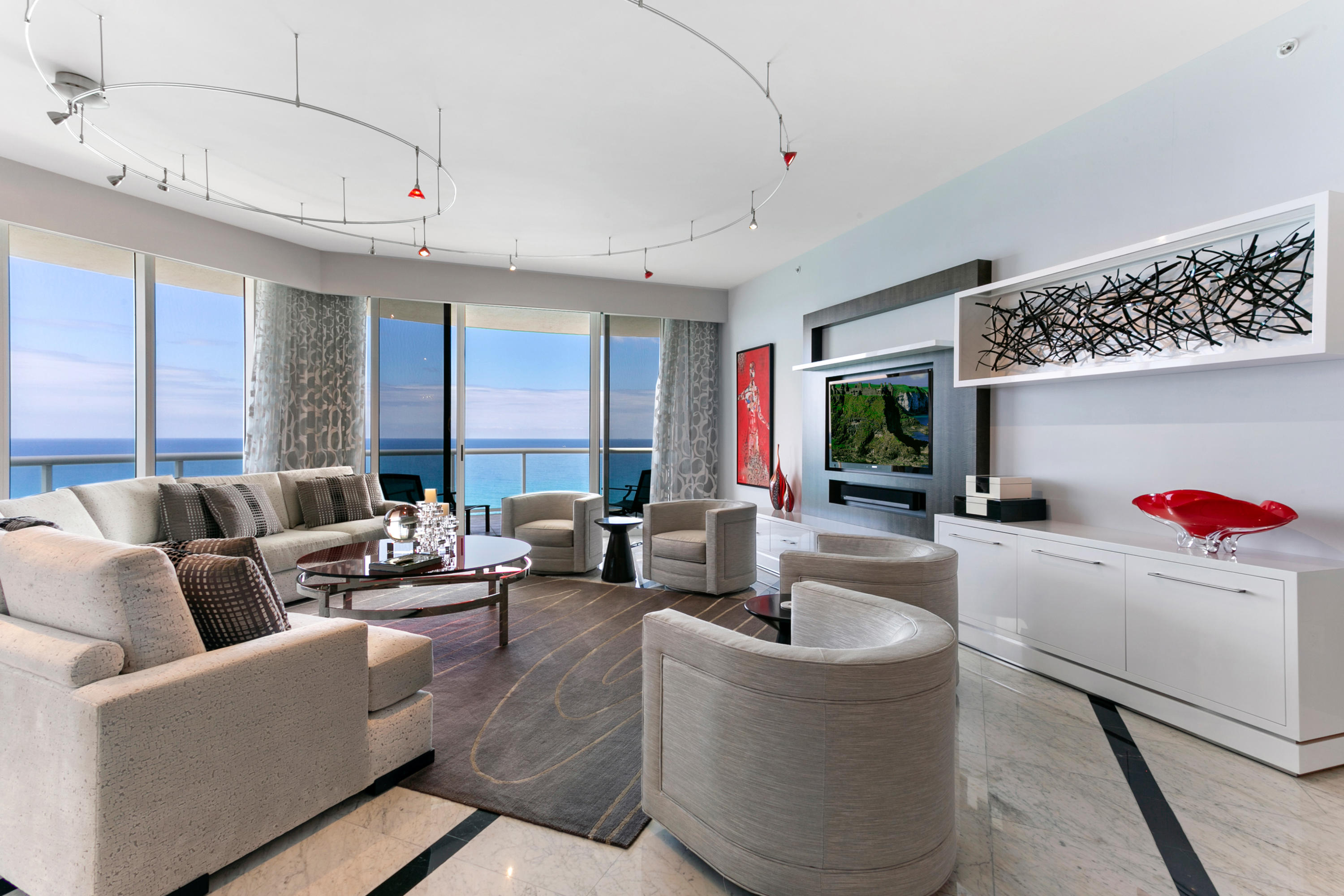 4600 North Ocean Drive, Unit 1901 Riviera Beach, FL 33404 - Photo 12 of 73 Living Room