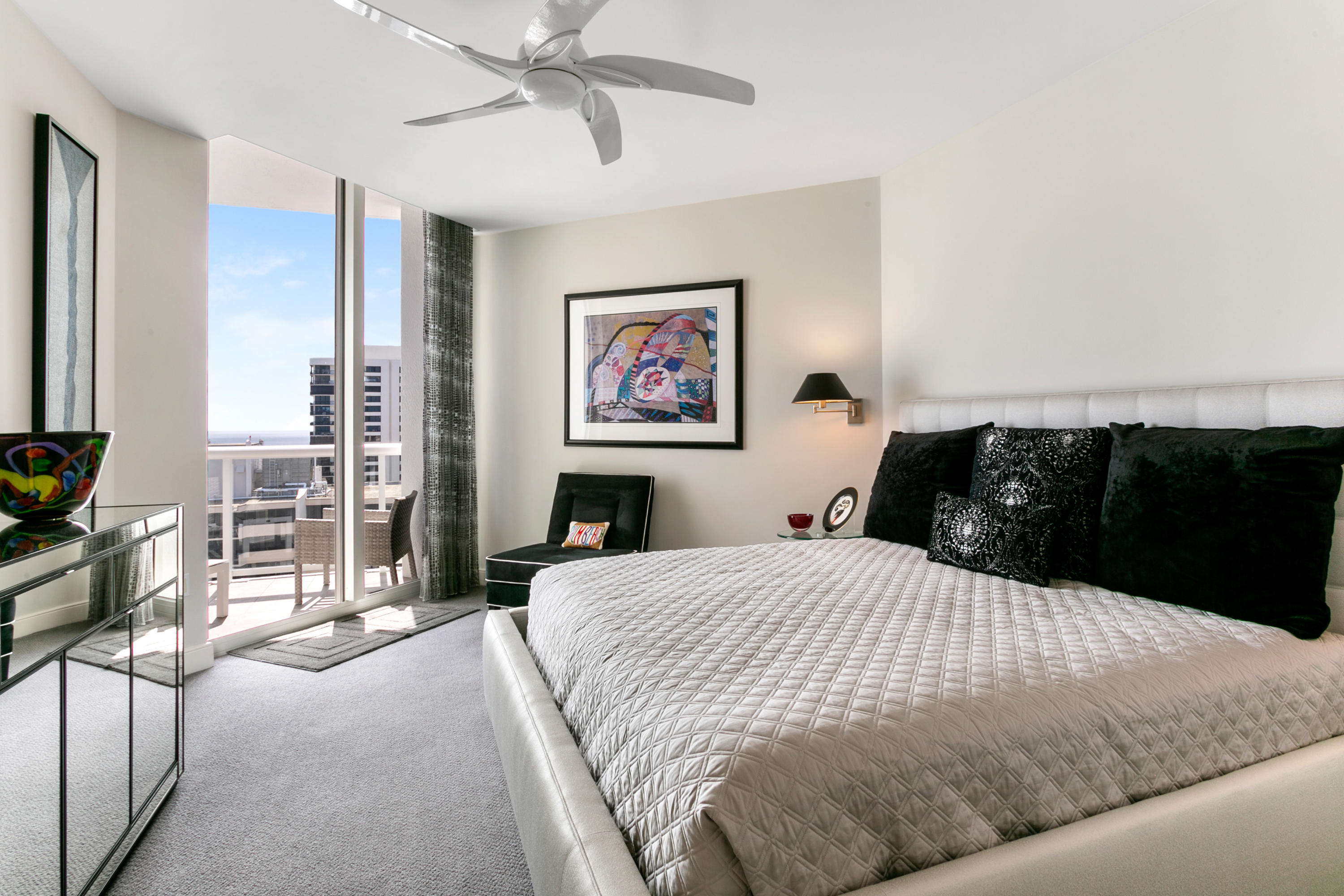 4600 North Ocean Drive, Unit 1901 Riviera Beach, FL 33404 - Photo 42 of 73 Guest Room