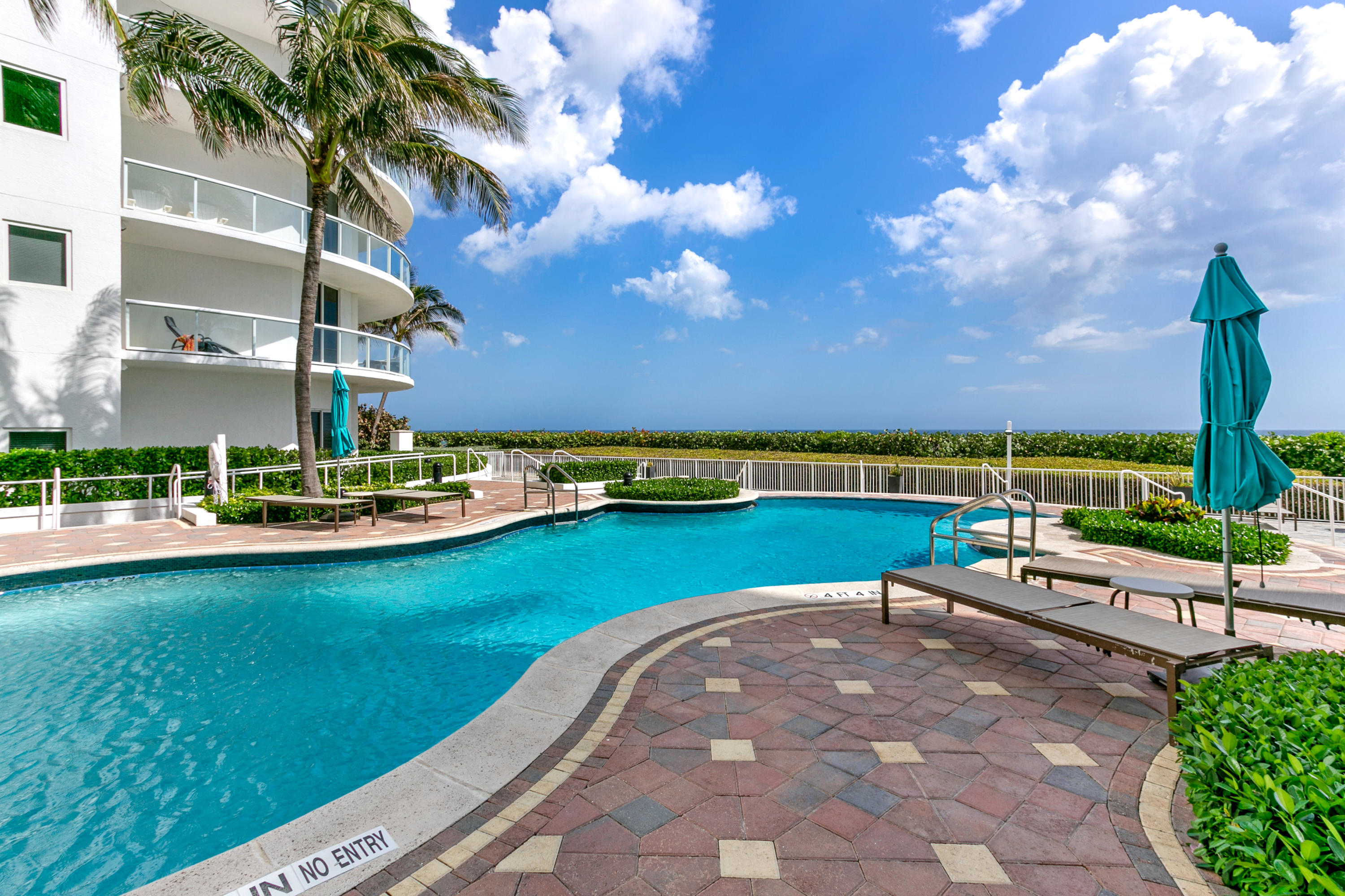 4600 North Ocean Drive, Unit 1901 Riviera Beach, FL 33404 - Photo 69 of 73 Pool