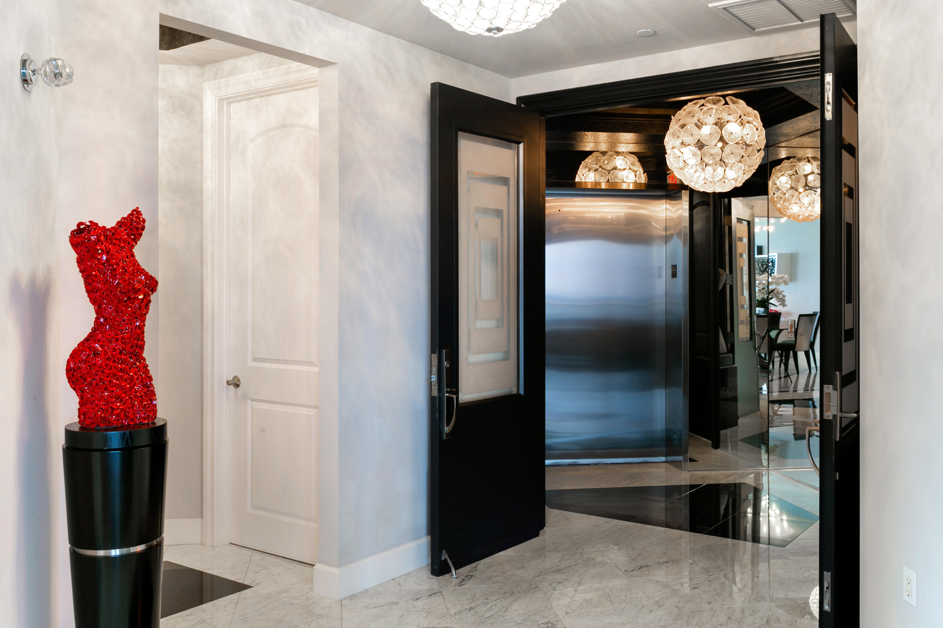 4600 North Ocean Drive, Unit 1901 Riviera Beach, FL 33404 - Photo 7 of 73 Foyer 2