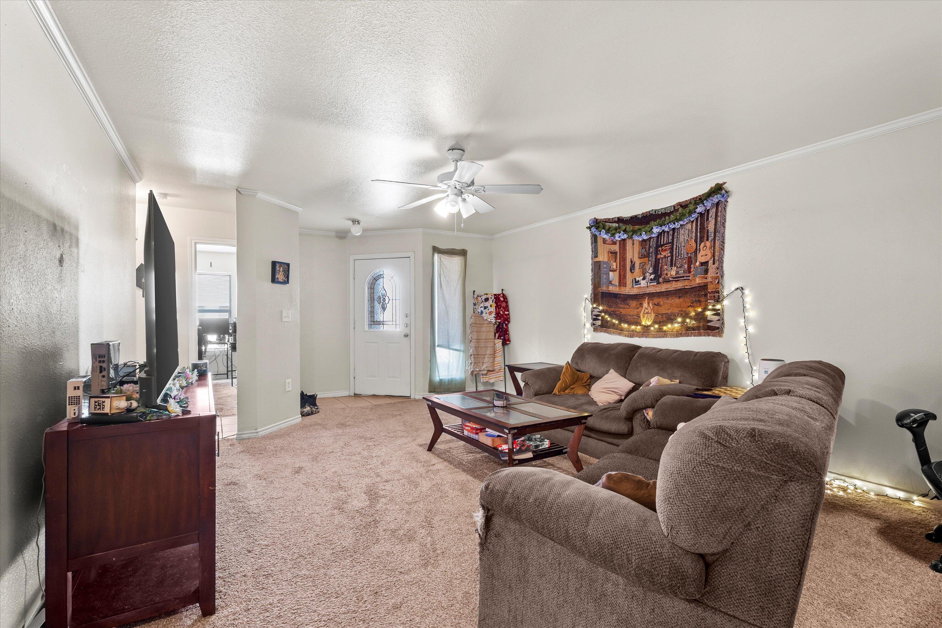 5423 Marshall Street Lubbock, TX 79416 - Photo 6 of 25 a living room with furniture