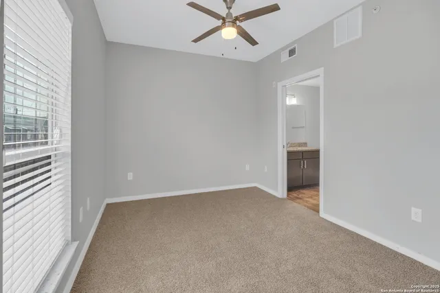 $2,200 | 939 South Frio Street, Unit 2006, San Antonio, TX 78207