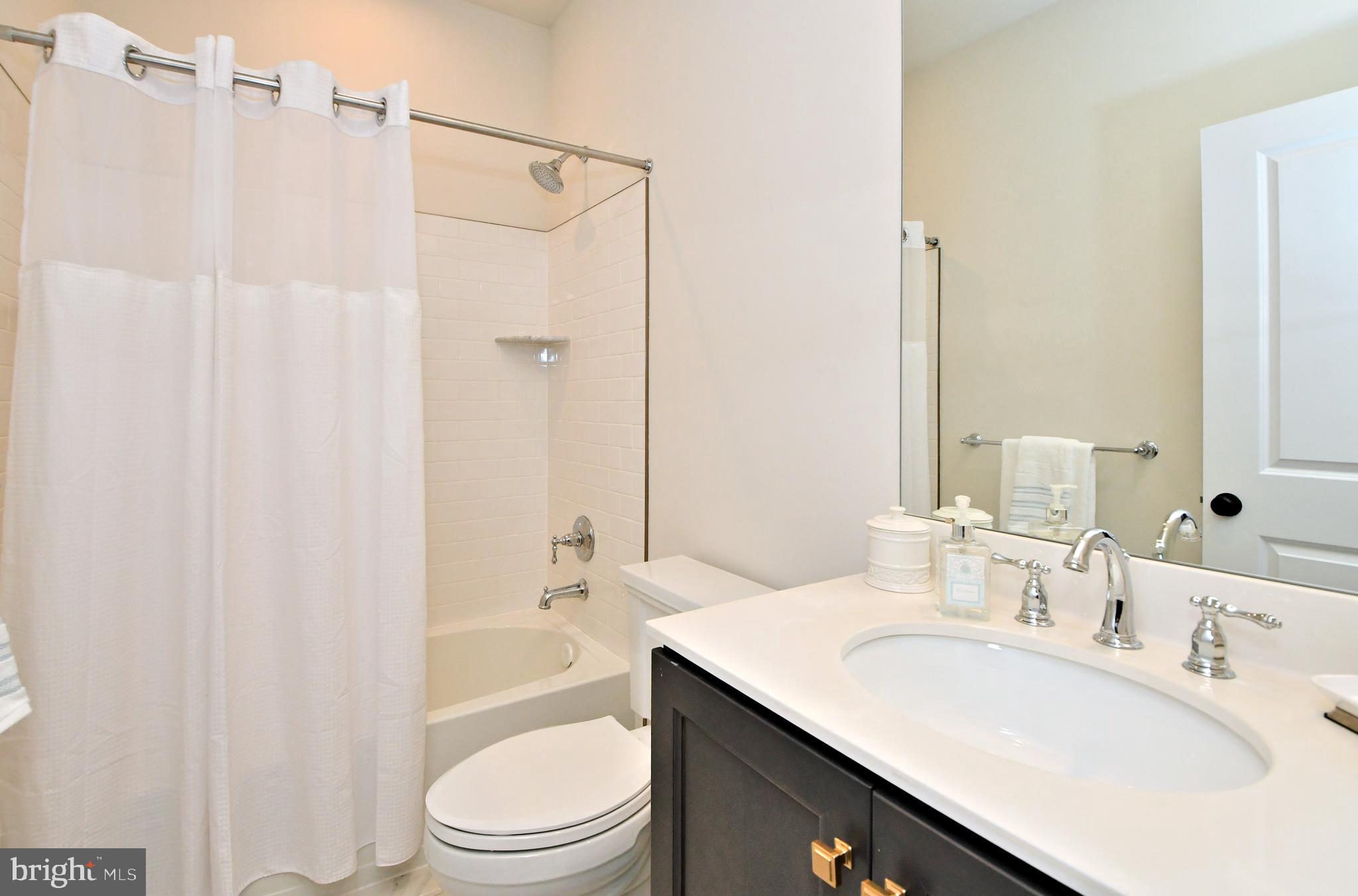 4849 Indigo Drive Doylestown, PA 18902 - Photo 37 of 58