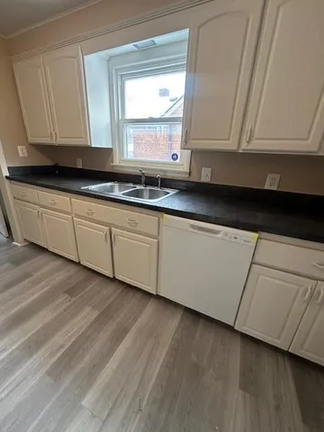 $175,000 | 5718 Fenton Street, Dearborn Heights, MI 48127