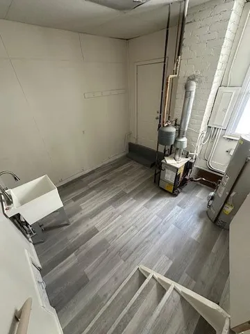 $175,000 | 5718 Fenton Street, Dearborn Heights, MI 48127