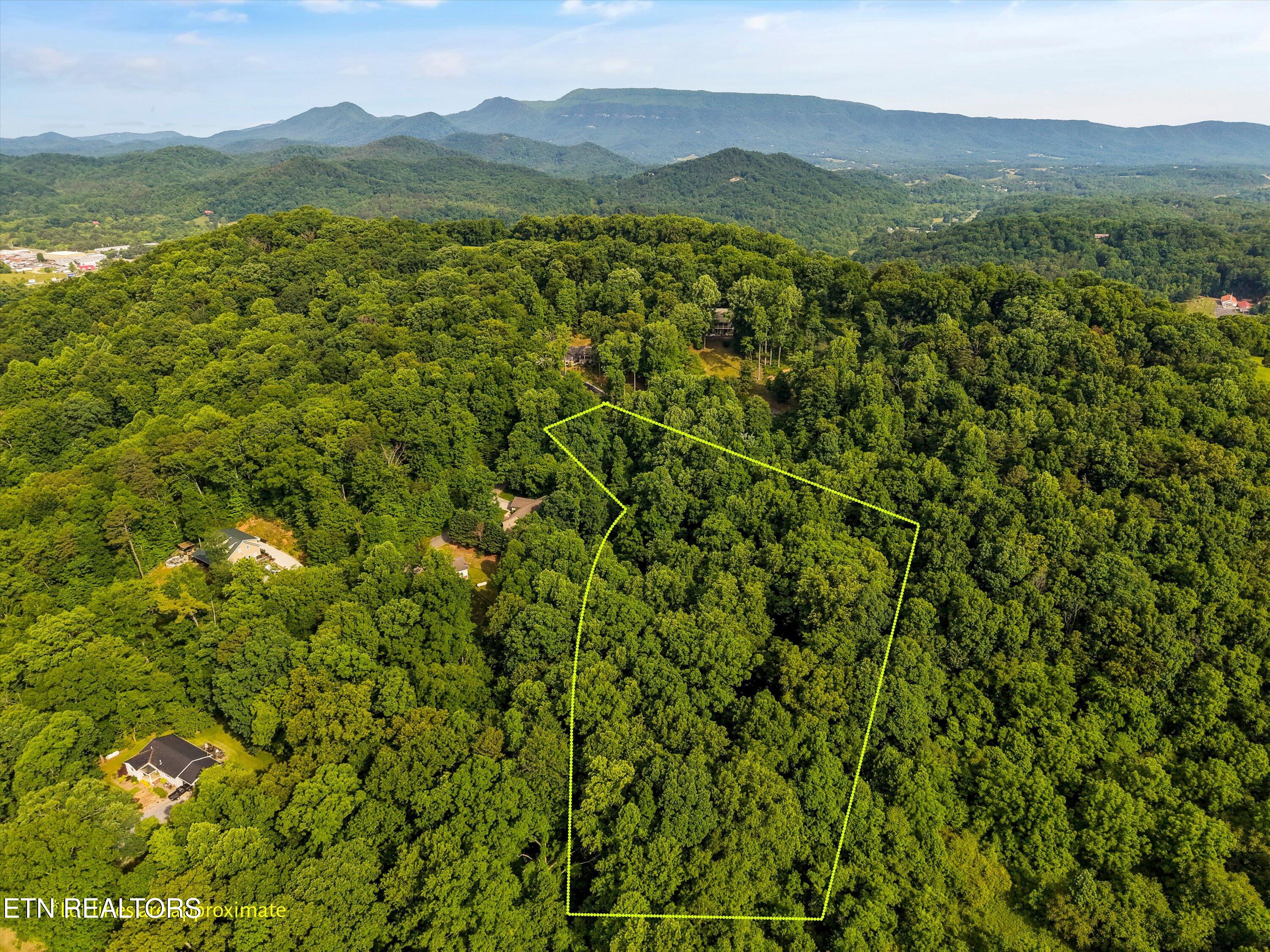 02-Country Mountain Rd 04