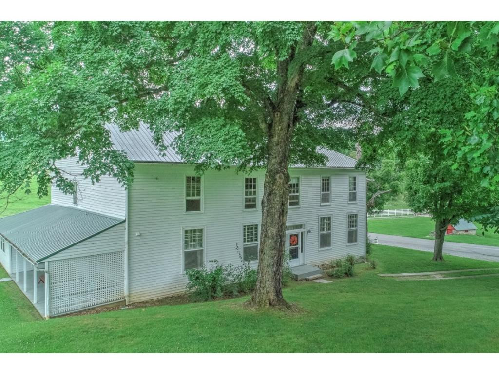 2540 Garrett Hill Road Greeneville, TN 37743 - Photo 3 of 36 Photo 3