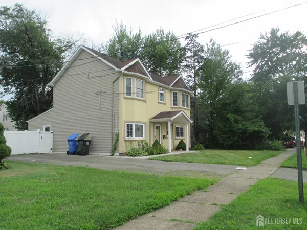 $3,900 | 14 New Dover Road, Iselin, NJ 08830